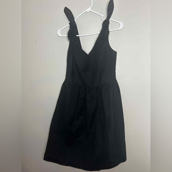 Black Elizabeth McKay Cocktail Dress - Picture 1 of 5